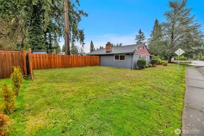 5703 230th Street SW, Mountlake Terrace, WA 98043 - Photo 27