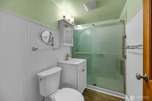 5703 230th St SW, Mountlake Terrace, WA 98043 - Photo 17