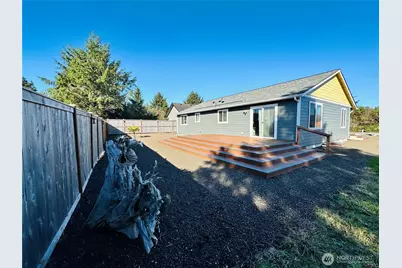 401 Seashore Street SW, Ocean Shores, WA 98569 - Photo 27