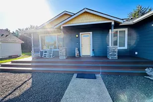 401 Seashore St SW, Ocean Shores, WA 98569 - Photo 3