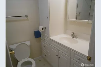 901 Pleasant Avenue, Bremerton, WA 98337 - Photo 7