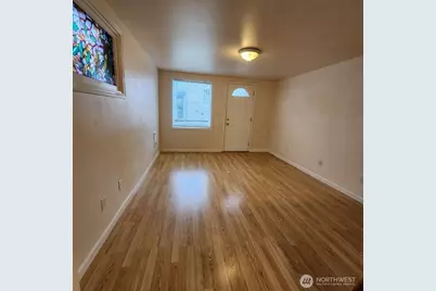 901 Pleasant Avenue, Bremerton, WA 98337 - Photo 9