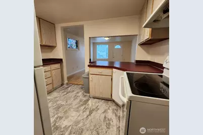 901 Pleasant Avenue, Bremerton, WA 98337 - Photo 13