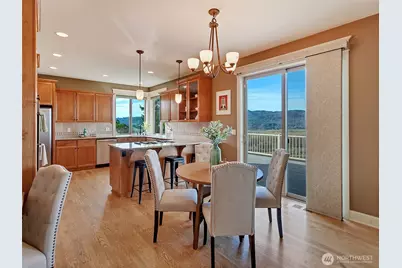 57 Bentley Drive, Kelso, WA 98626 - Photo 9