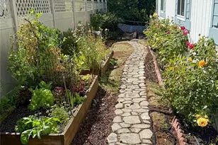 2414 Vista Ln, Anacortes, WA 98221 - Photo 27