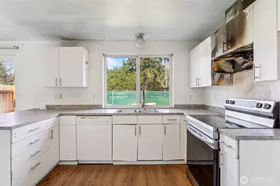 8603 8605 Meadow Road SW, Lakewood, WA 98499 - Photo 9