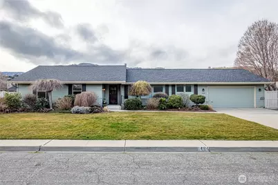 1484 Elmwood Street, Wenatchee, WA 98801 - Photo 1