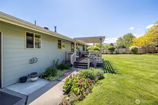 1484 Elmwood St, Wenatchee, WA 98801 - Photo 25