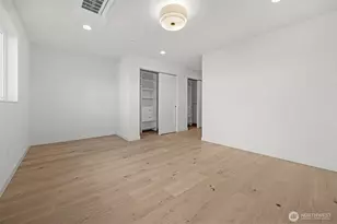 1412 N 47th St, Seattle, WA 98103 - Photo 23