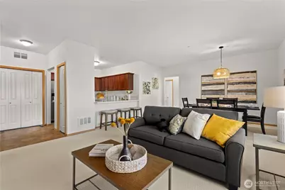 1731 10th Avenue NE #B215, Issaquah, WA 98029 - Photo 9