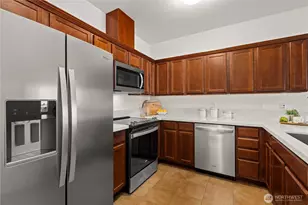 1731 10th Ave NE, Issaquah, WA 98029 - Photo 3