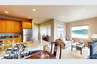 2837 E Lake Sammamish Parkway NE, Sammamish, WA 98074 - Photo 17