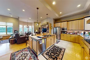 2837 E Lake Sammamish Pkwy NE, Sammamish, WA 98074 - Photo 13