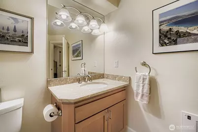 1502 44th Avenue SW, Seattle, WA 98116 - Photo 25