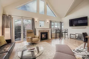 1502 44th Ave SW, Seattle, WA 98116 - Photo 5