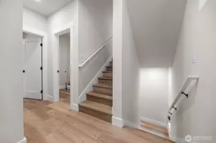 910 15th Ave, Seattle, WA 98122 - Photo 15