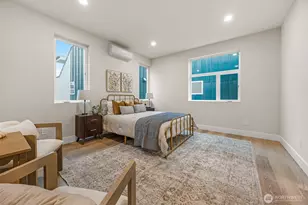 910 15th Ave, Seattle, WA 98122 - Photo 23