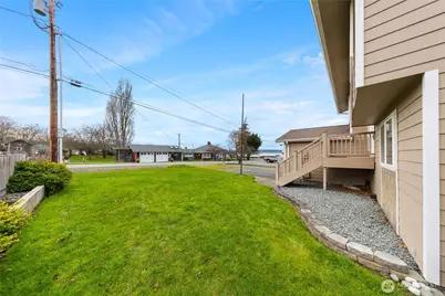 809 NE Perkins Street, Coupeville, WA 98239 - Photo 33