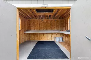 809 NE Perkins St, Coupeville, WA 98239 - Photo 35