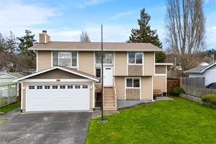 809 NE Perkins St, Coupeville, WA 98239 - Photo 1