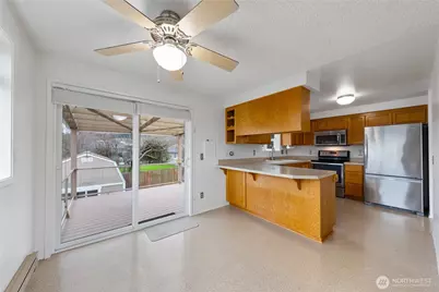 809 NE Perkins Street, Coupeville, WA 98239 - Photo 7