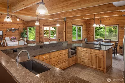 7717 252nd Avenue NE, Redmond, WA 98053 - Photo 7