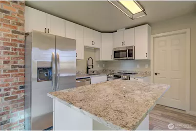 1365 Dolan Street, Raymond, WA 98577 - Photo 9