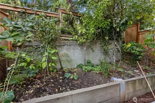 3959 1st Ave NE, Seattle, WA 98105 - Photo 23