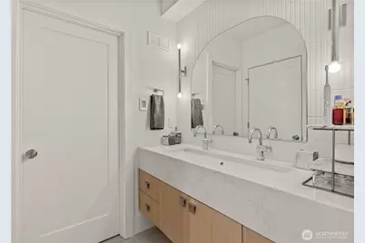 3959 1st Avenue NE #A, Seattle, WA 98105 - Photo 15