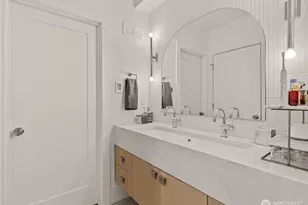 3959 1st Ave NE, Seattle, WA 98105 - Photo 15