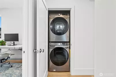 3959 1st Avenue NE #A, Seattle, WA 98105 - Photo 19