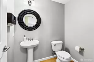 8823 Swenson Ave SE, Snoqualmie, WA 98065 - Photo 15