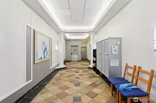 2530 15th Ave W, Seattle, WA 98119 - Photo 25