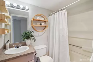 2530 15th Ave W, Seattle, WA 98119 - Photo 13