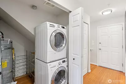 2530 15th Avenue W #603, Seattle, WA 98119 - Photo 11