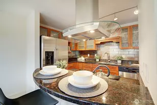 11058 NE 33rd Pl, Bellevue, WA 98004 - Photo 7