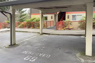 11058 NE 33rd Pl, Bellevue, WA 98004 - Photo 19