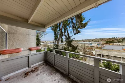 3814 11th Avenue W #22, Seattle, WA 98119 - Photo 15