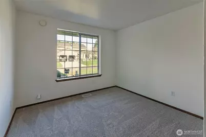 922 130th Street E, Tacoma, WA 98445 - Photo 17