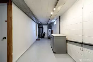 365 SE Highland Park Dr, College Place, WA 99324 - Photo 25