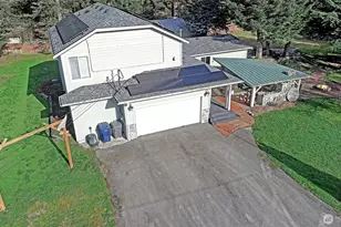 1097 Ellie Ln, Camano Island, WA 98282 - Photo 3