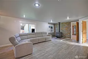 1097 Ellie Ln, Camano Island, WA 98282 - Photo 21