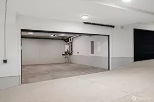 282 118th Ave SE, Bellevue, WA 98005 - Photo 33