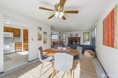 6406 191st Street SW, Lynnwood, WA 98036 - Photo 9