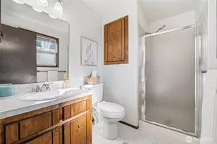 6406 191st St SW, Lynnwood, WA 98036 - Photo 17