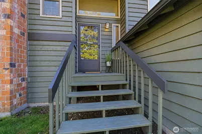 6406 191st Street SW, Lynnwood, WA 98036 - Photo 3