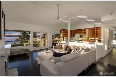 15733 25th Avenue SW, Burien, WA 98166 - Photo 9