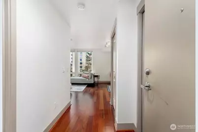 4547 8th Avenue NE #508, Seattle, WA 98105 - Photo 5