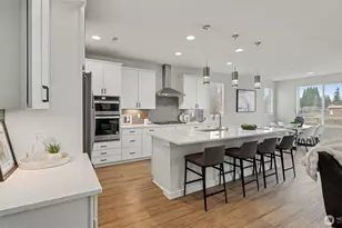 3555 Elmont Ave, Enumclaw, WA 98022 - Photo 3