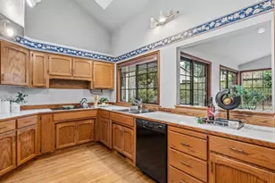 14300 Trillium Blvd SE, Mill Creek, WA 98012 - Photo 9